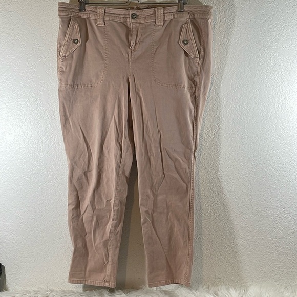 TORRID Crop Twill Military Pant With Pockets Blush Pink Size 18 - Picture 2 of 13